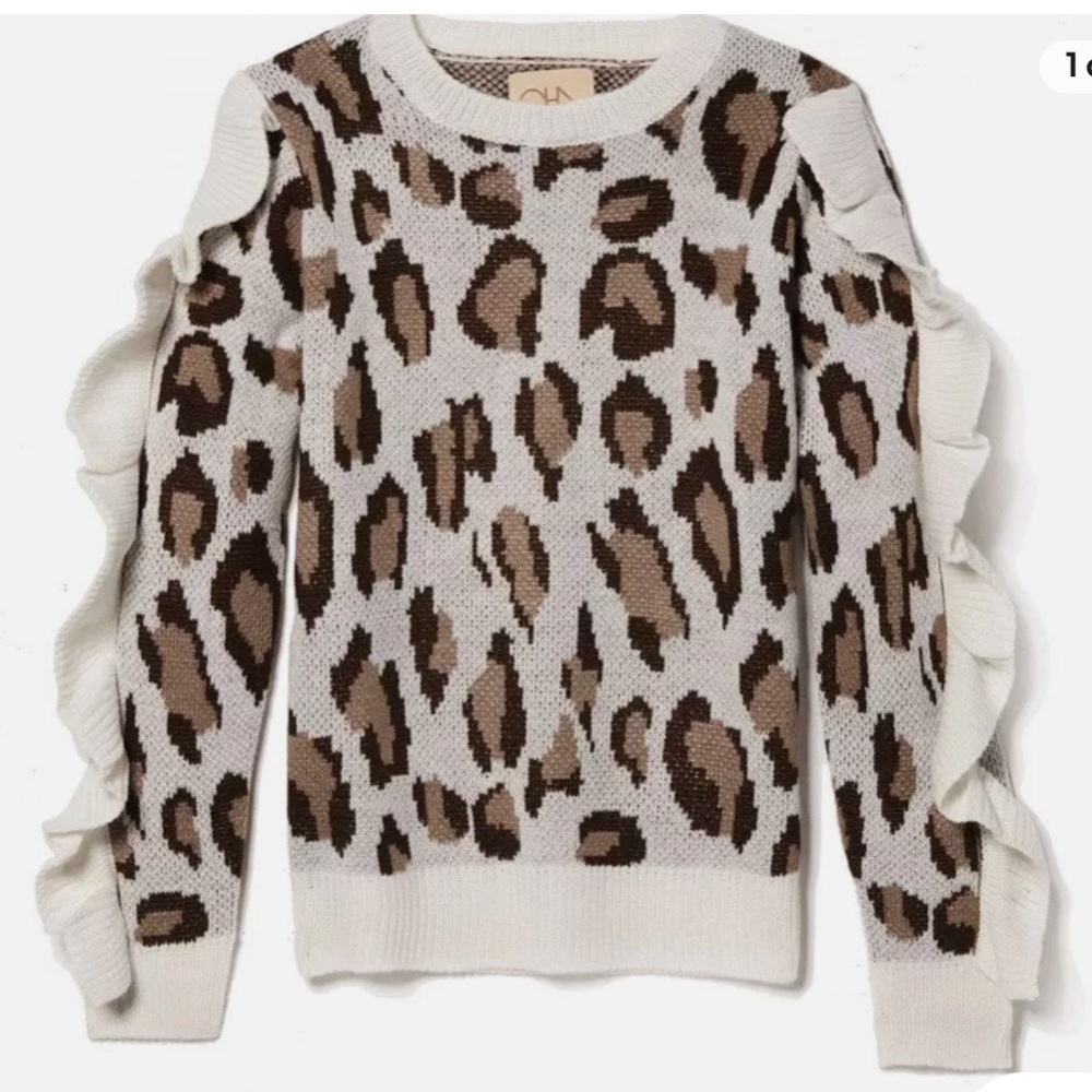 EUC Chaser Ruffle Sleeve Leopard Print Sweater Size XS